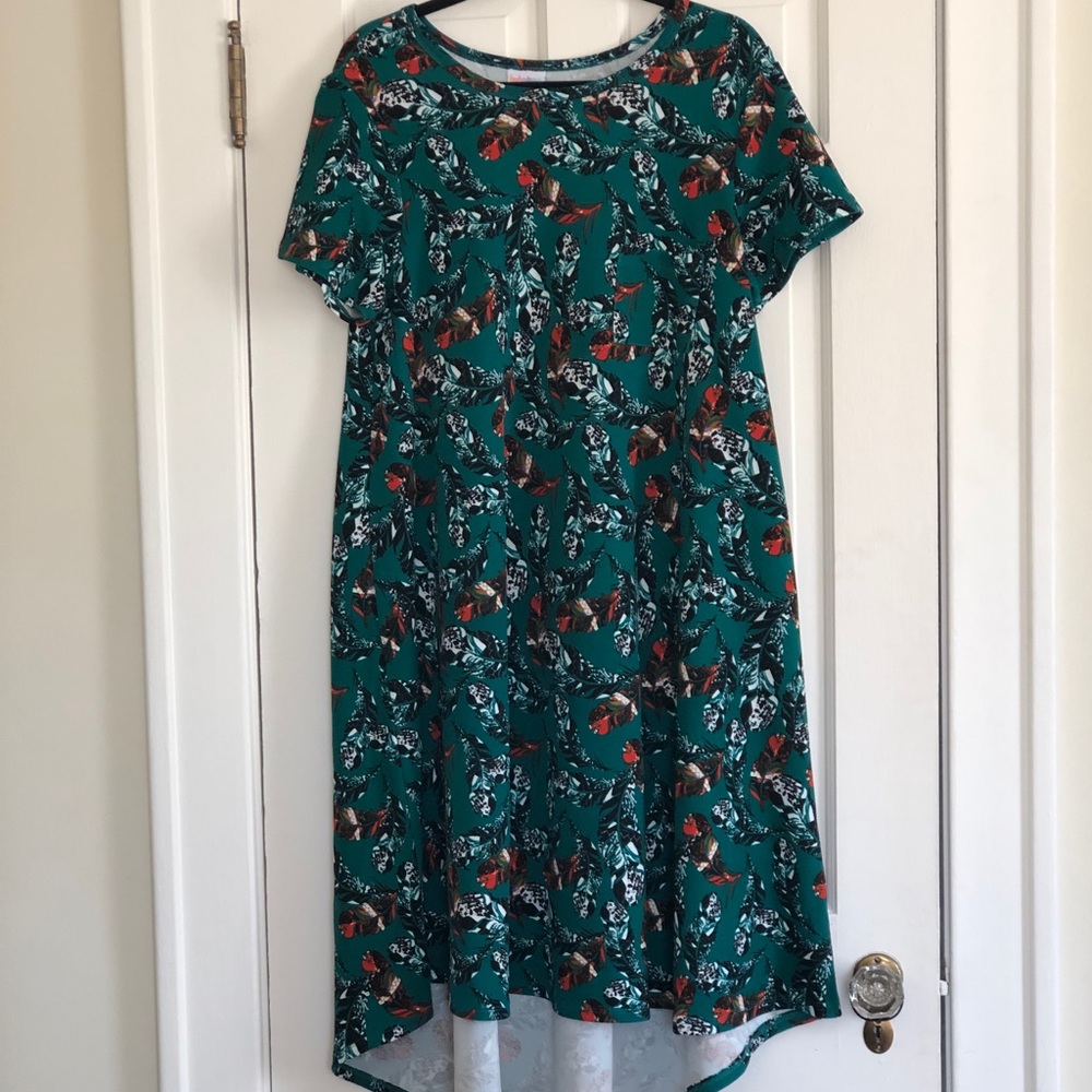 Lularoe Feather Carly